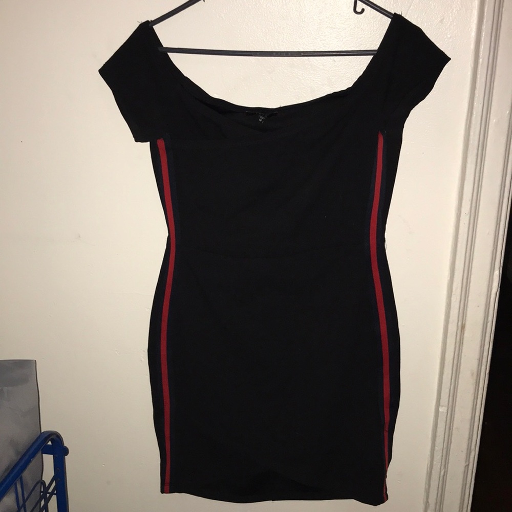 Off the shoulders black mini dress